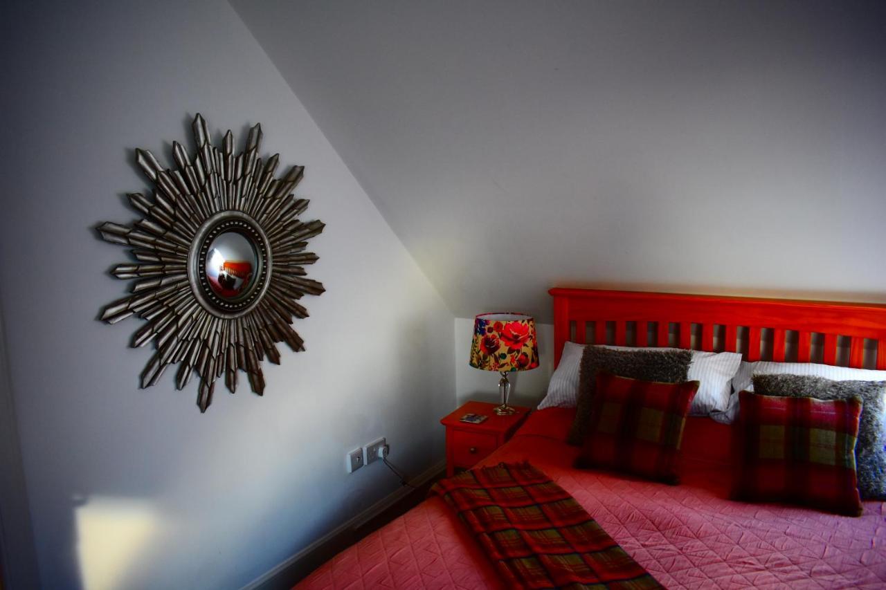 Clouds B&B Kilmuir  Luaran gambar